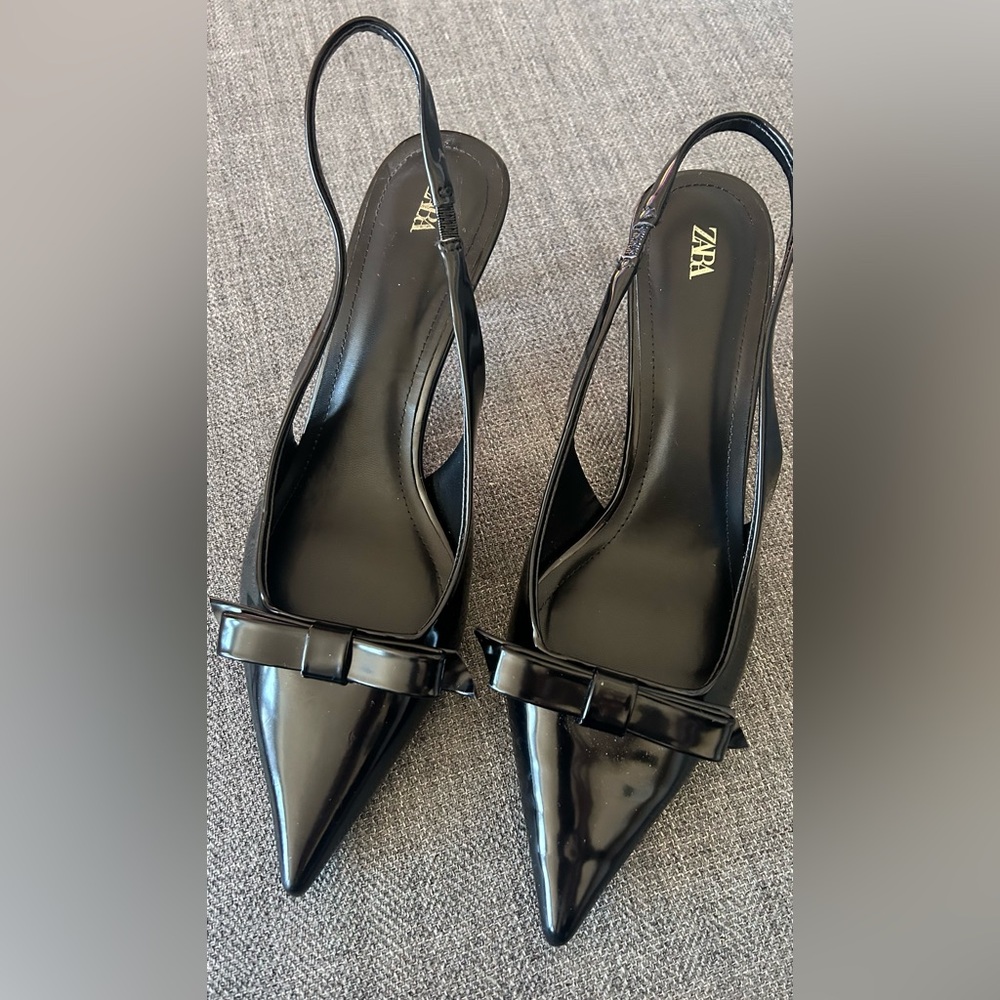 Zara Black Heels with Bow Accent